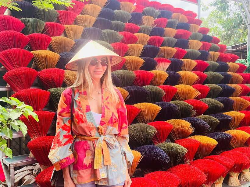 Incense, Hat Villages Tour/Traditional Crafts with Options - Quang Phu Cau incense village: the red-stick photo stop that still teaches