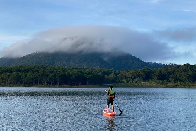 KAYAK/SUP IN DA LAT (1/2 day) - Paddling Tuyen Lam Lake feels like a break from Da Lat traffic