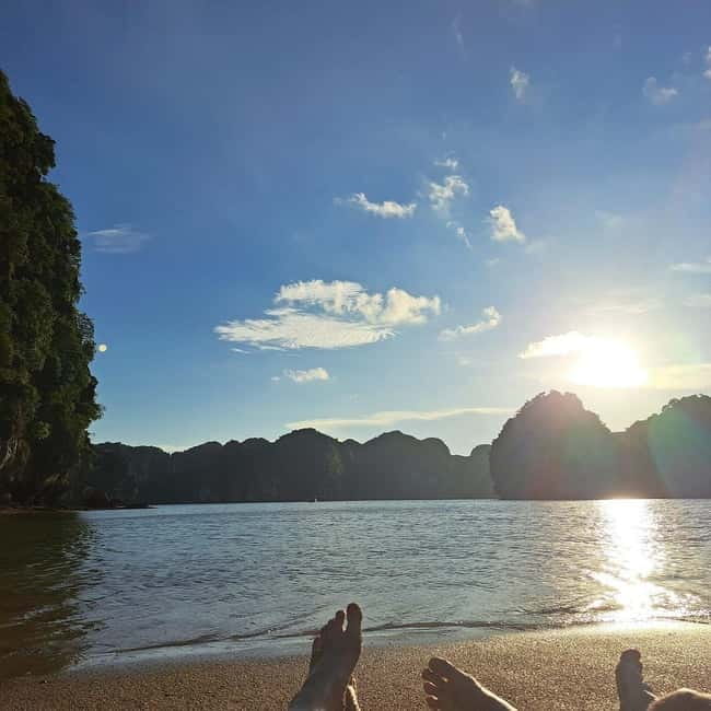 Lan Ha Bay: Experience the Magic Bay at Sunrise - Getting to Cat Ba Town, then straight onto the water
