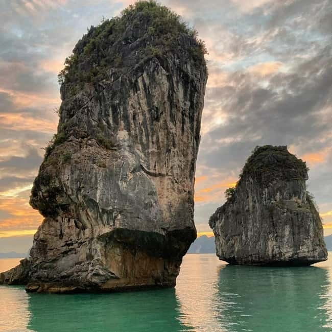 Lan Ha Bay: Experience the Magic Bay at Sunrise - The boat ride: what you will spot near Monkey Island