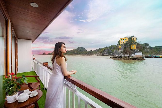 LEADING: All inclusive 3D/2N on cruises in HALONG - many options - Day 2: Tai Chi Mornings, Then Caves and Cat Ba Biking