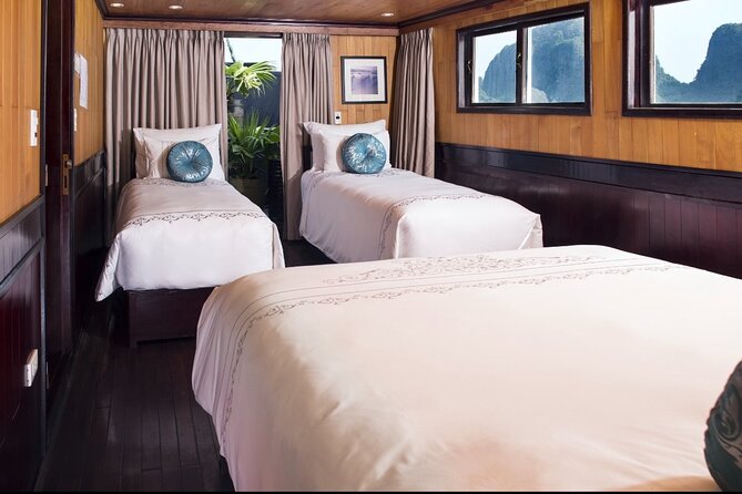LEADING: All inclusive 3D/2N on cruises in HALONG - many options - Day 3: Sung Sot Cave and One More Morning of Bay Time