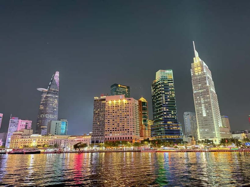 Lively Saigon River Sightseeing Cruise + Guided Walking Tour - The 4:00 PM walking tour: a fast way to get oriented