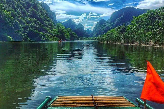 Luxury Ninh Binh: Hoa Lu - Mua Cave - Tam Coc Day Tour from Hanoi - Price and value: what $45 covers in real comfort