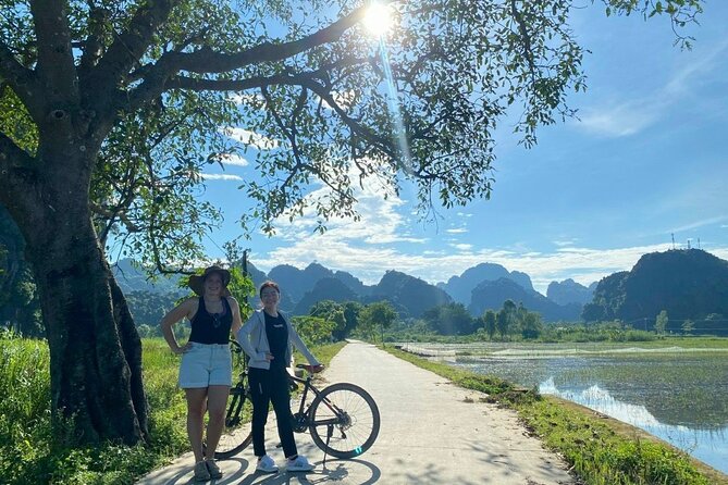 Luxury small Group Hoa Lu - Tam Coc - Mua Cave Max 6 - 8 pax/tour - Cycling through rural communities, then cooking what you learn