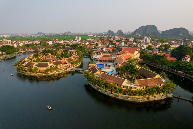 Luxury small Group Hoa Lu - Tam Coc - Mua Cave Max 6 - 8 pax/tour - Tam Coc sampan boat ride: the slow way to see the limestone karsts