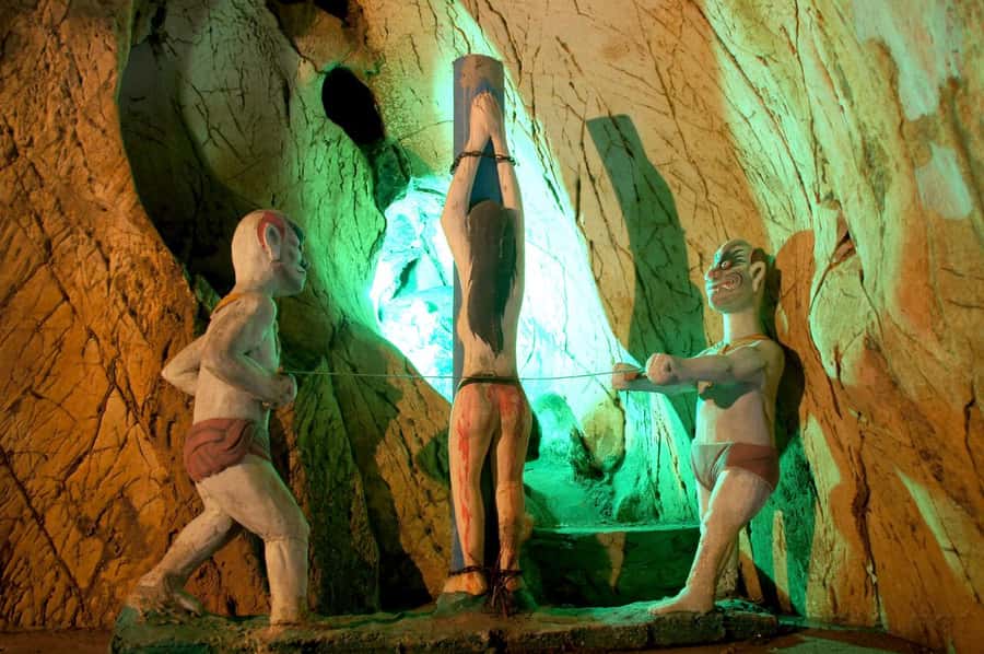 Marble Mountains, Am Phu Cave, Linh Ung Pagoda Group Tour - Who should book, and who should skip this Marble Mountains and Âm Phủ tour