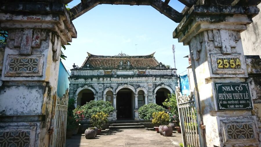 Mekong Delta Tour 2-Day (SaDec – Can Tho - My Tho - Ben Tre) - Ben Tre coconut country: canals, orchards, candy, and folk music