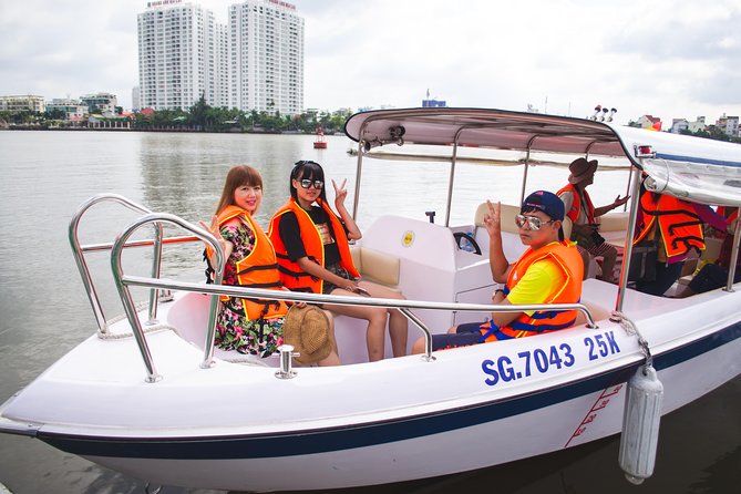 Morning CuChi Tunnels-Tapioca-Secret Traps Luxury Speedboat 2Ways - The speedboat ride: comfort, time savings, and river views