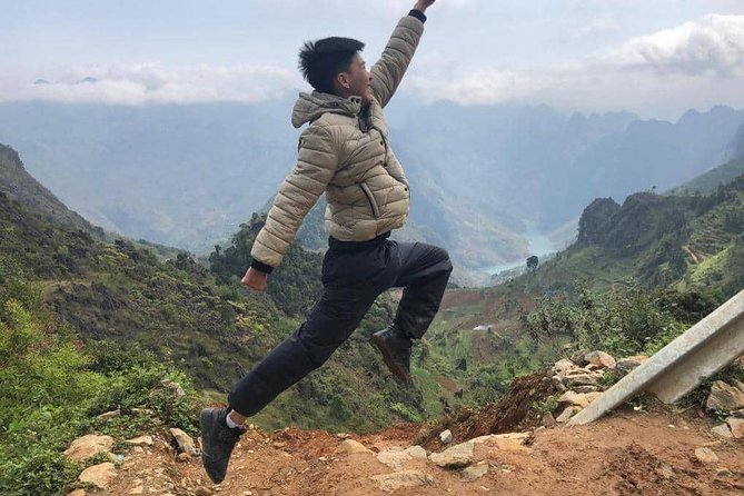 Motorbike 4 Days Ha Giang Loop Tours - Day 1: Thôn Tha Village trek, rice terraces, and Dao home culture