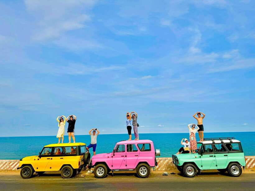 Mui Ne Group tour: Sunrise or Sunset Jeep Tour Sand Dunes - Pickup, ride style, and timing in real life