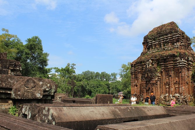 My Son Sanctuary And Hoi An Heritage Full-day Tour - My Son Sanctuary: Champa Towers, Hindu Clues, and Real Walking