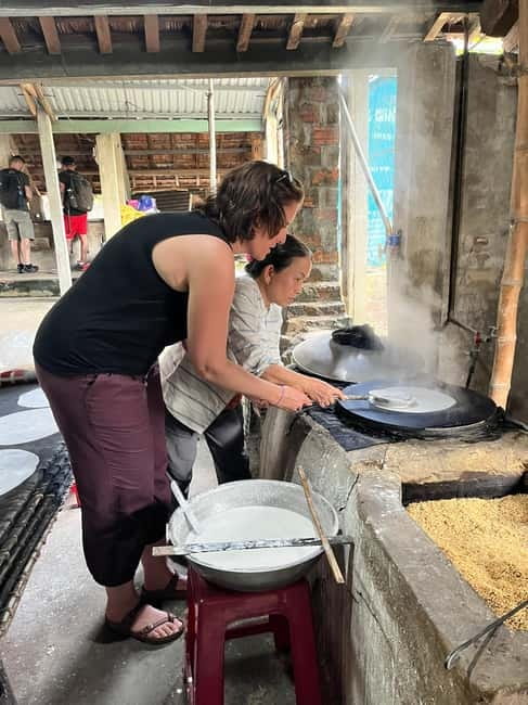 MY SON SANCTUARY - RICE PAPER MAKING DELUXE TOUR FROM DANANG - The Champa dance show, Apsara and beyond