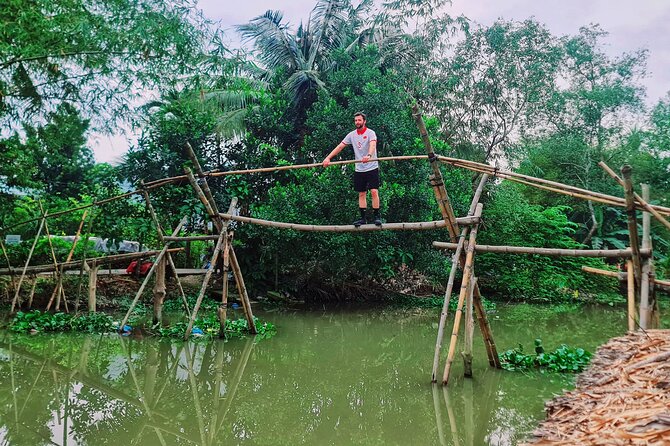 Nature Reserve and Largest, Authentic Floating Market Experiences - Breakfast on the water: floating restaurants and cafes