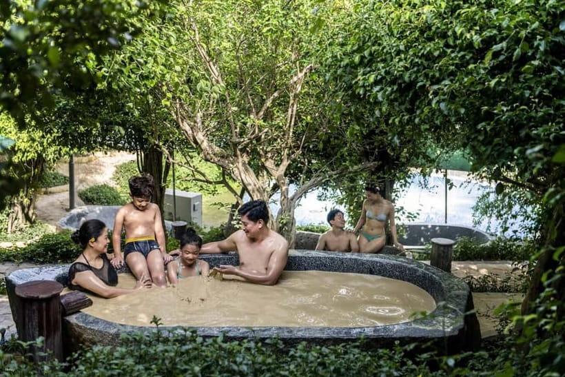 Nha Trang: 3 Islands Tour with Mud or Beach Fun - High-speed canoe start, then real island time