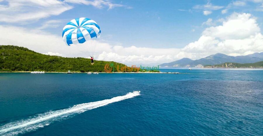 Nha Trang Full Day 3 VIP islands – Hon Tam Resort - Coral Bay at 9:00 AM: snorkeling plus the big water-game lineup