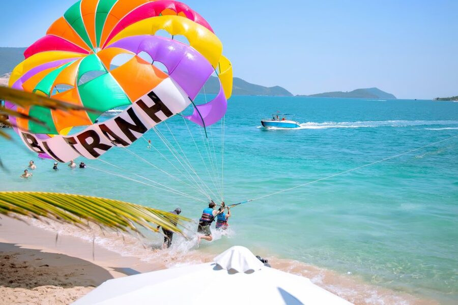 Nha Trang: Hon Mieu and Hon Tam Island Tour with Lunch - Tour guide impact: why names like Loojc and Ben matter