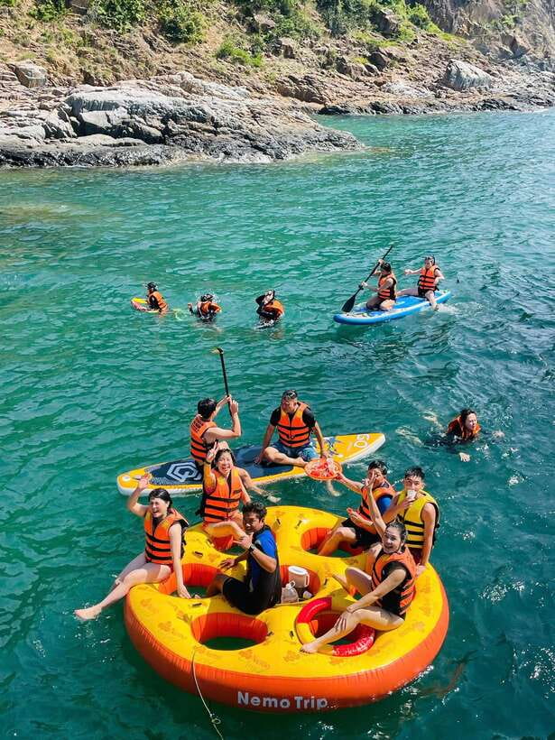 Nha Trang: Hopping Tour, Snorkeling, Boat Party, & BBQ Lunch - Gear, Safety, and the Crew That Makes It Work