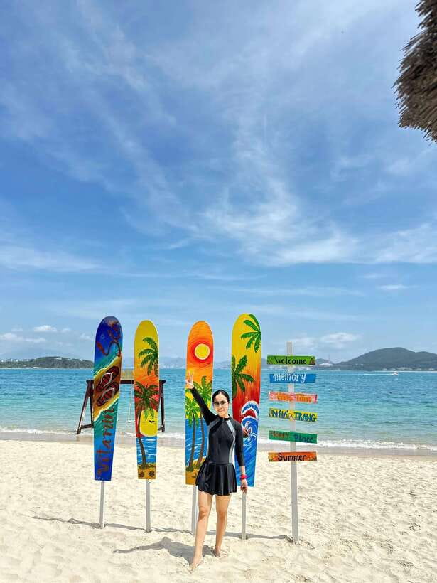 Nha Trang: Hopping Tour, Snorkeling, Boat Party, & BBQ Lunch - Price and Value: How $28 Adds Up