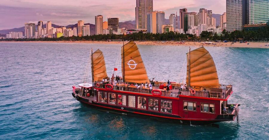 Nha Trang: Romantic Sunset Cocktails and Dinner Cruise - Key highlights at a glance