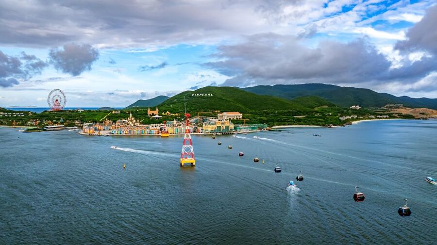 Nha Trang: VinWonders Entry Ticket with Optional Cable Car - Water Park Strategy: What to Wear and How to Plan Your Wet Hours