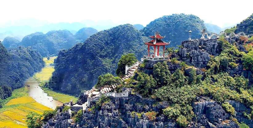 Ninh Binh: Bai Dinh, Trang An, and Mua Cave Small-Group Tour - Lunch at Ninh Binh: buffet time with local flavors and vegetarian options