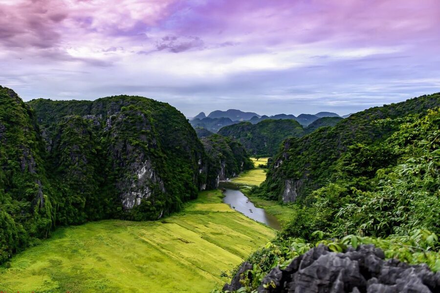 Ninh Binh Daily: Hoa Lu, Mua Cave, Tam Coc, Bike & Swimming - Key moments worth pencasing in