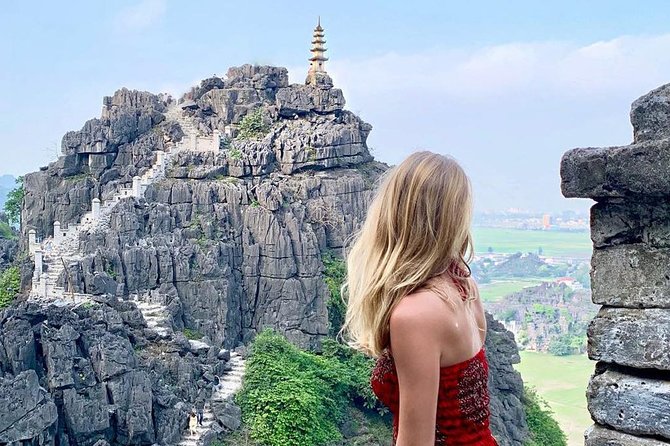 Ninh Binh Full-Day Tour from Hanoi to Hoa Lu, Tam Coc & Mua Cave Via Boat & Bike - Why Ninh Binh feels like Ha Long Bay on land