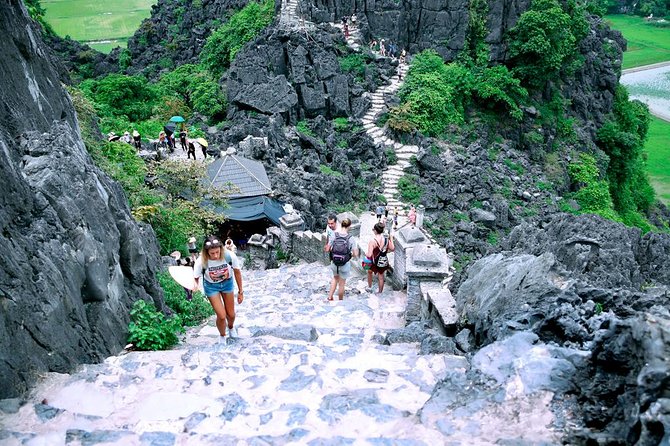 Ninh Binh Full-Day Tour from Hanoi to Hoa Lu, Tam Coc & Mua Cave Via Boat & Bike - Tam Coc boat trip: the slow, scenic core of the day