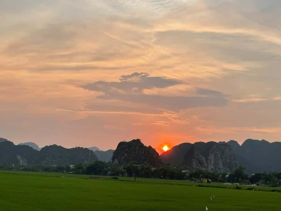 Ninh Binh Jeep Tour: Trang An Boat Ride, Bich Dong, Mua Cave - Hang Mua (Mua Cave): The 500 Steps That Actually Matter