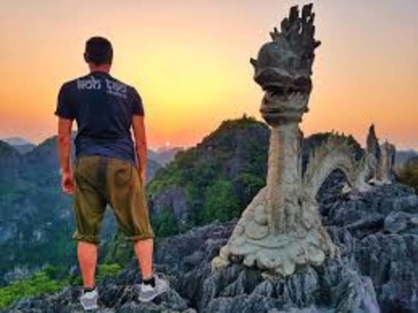 Ninh Binh Sunset Tour And Visit Hoa Lu Walking Town At Night - Should you book the Ninh Binh Sunset Tour and Hoa Lu at night?