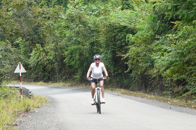 One day bike from Da Lat to Mui Ne - Guide, gear, and the support vehicle safety net
