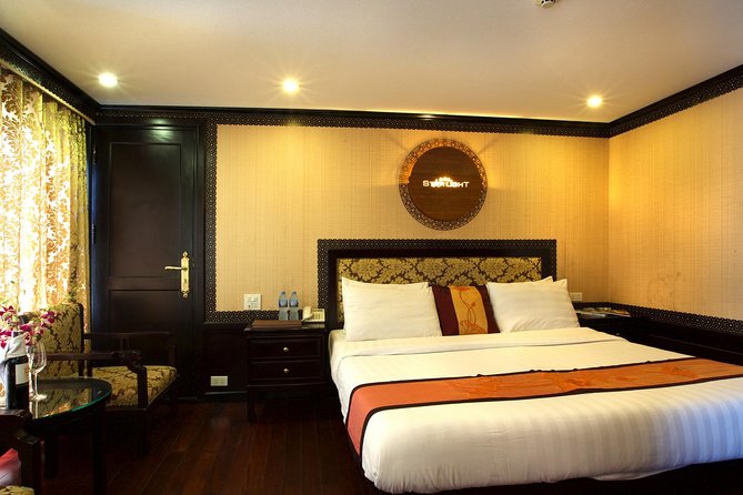 Overnight Halong Bay Cruise on the Starlight - Sunset Cruise, Happy Hour, and Deck Breaks