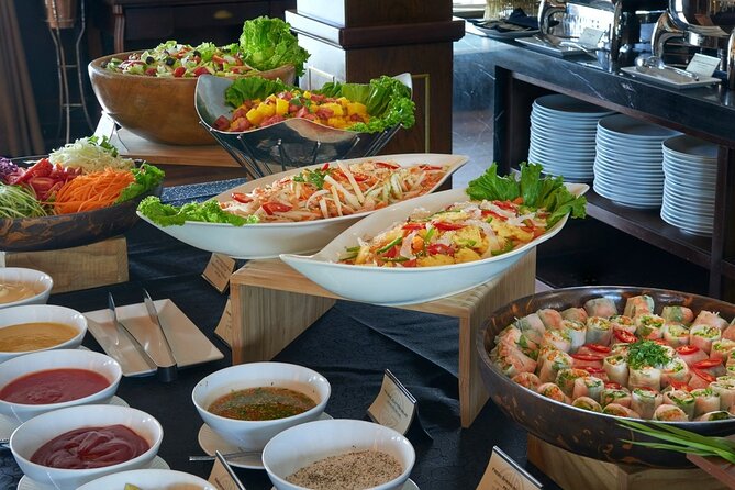 Paradise Elegance Cruise 2 days 1 night Halong Bay Tour - Food and service: why the schedule works on a one-night cruise