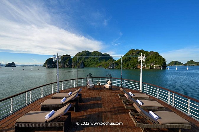 Paradise Elegance Cruise 3 days 2 nights Halong Bay Tour - Day 2 caves plus Cua Van: Tien Ong and the floating village