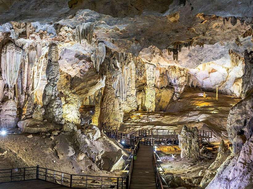 Phong Nha/Dong Hoi: Phong Nha Cave and Paradise Cave Tour - What to love most about Phong Nha Cave and Paradise Cave