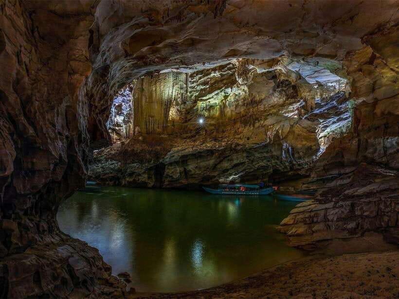 Phong Nha/Dong Hoi: Phong Nha Cave and Paradise Cave Tour - Pacing and physical demands: it is mostly manageable, with one catch