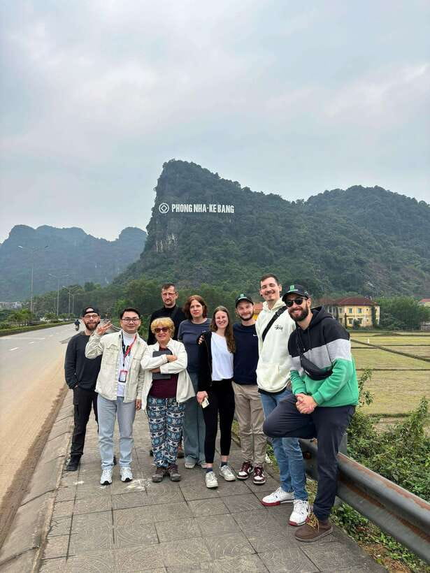 Phong Nha/Dong Hoi: Zipline Dark Cave & Phong Nha Cave Trip - Phong Nha Cave in the afternoon: dragon boat first, then limestone scale