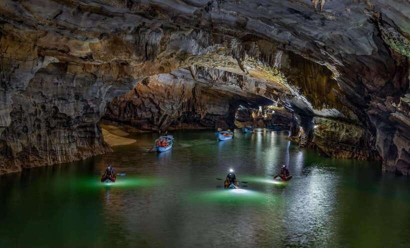 Phong Nha: Phong Nha Cave Expedition 4.5 km by Kayak - Kayaking Through Phong Nha, Not Just Watching the Cave From a Boat