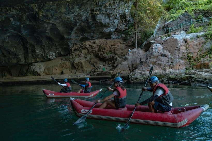 Phong Nha: Phong Nha Cave Expedition 4.5 km by Kayak - What Those “Seven Criteria” Mean When You Are Standing in the Cave