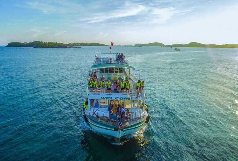 Phu Quoc: Cable Car Ride and 3 Islands Boat Tour with Lunch - The boat transfers: fun day, real steps up and down