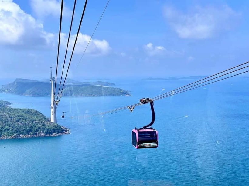 Phu Quoc: Snorkeling Island Hopping Cable Car With Lunch - Gam Ghi Island: snorkeling with fish