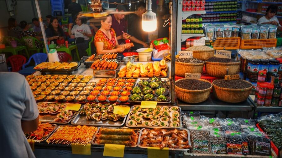 Phu Quoc: Street Food Tour - Where the tour starts in Phu Quoc, and how the evening flows