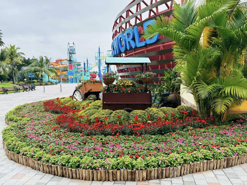Phu Quoc: VinWonders Entry Ticket with Optional Safari - Optional safari: add-on time if you want close encounters with animals