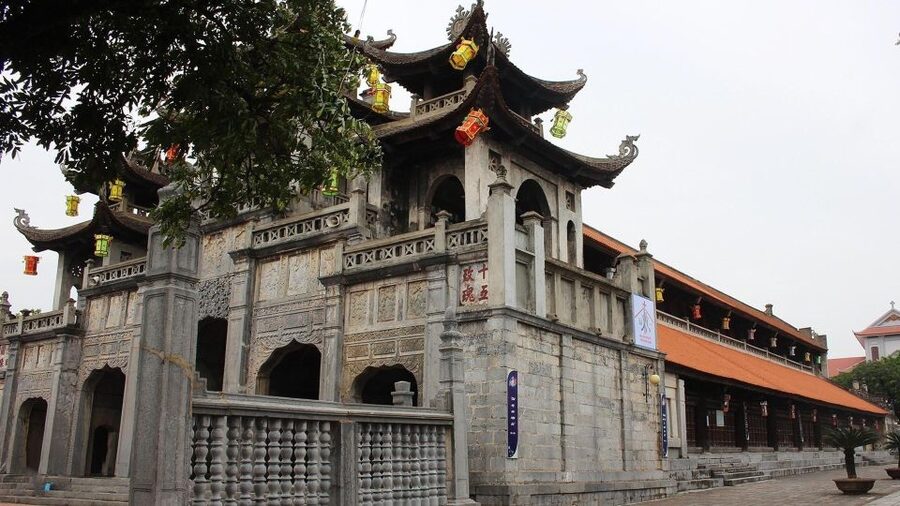Private Car/Bus Renting Hanoi - Ninh Binh - Halong - Sapa... - A full day from Hanoi, the pacing and the road reality