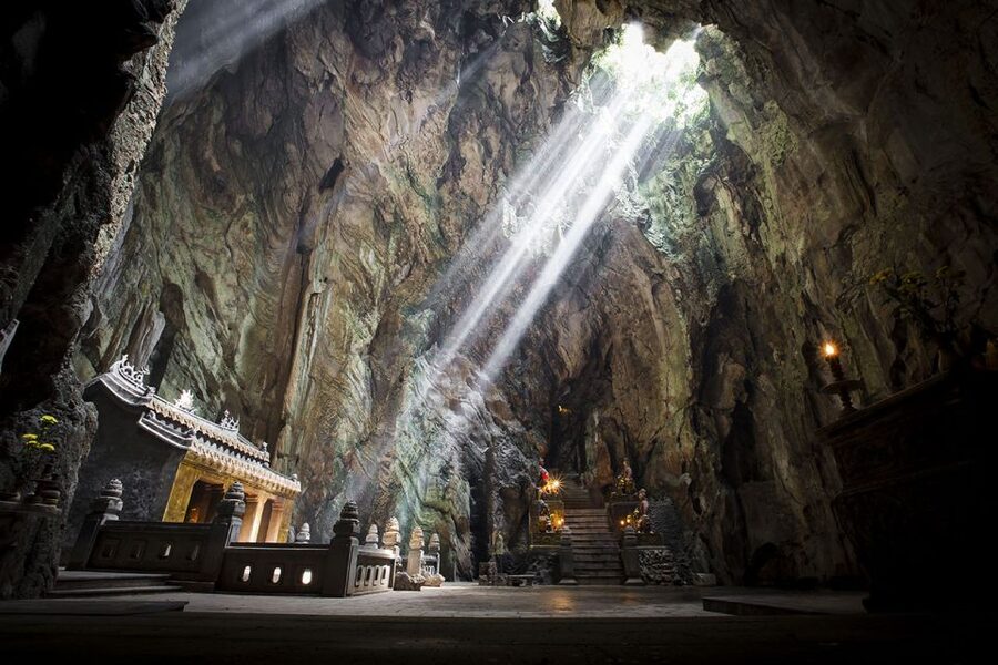 Private Car Hoi An to Hue Via Hai Van Pass, Lagoon & More - Lang Co Beach and Bay: Golden Sands and a Fisher Village Mood