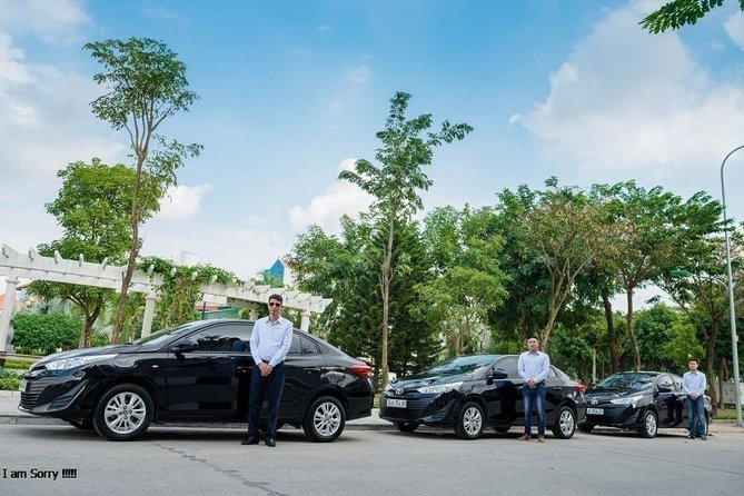 Private car transfer from Hoi An to Da Nang Airport( 1 way ) - Door-to-door Hoi An to Da Nang Airport, done the easy way