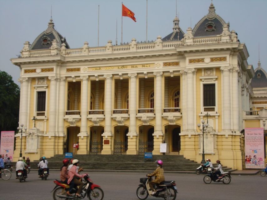 Private Evening Cyclo Tour with Water Puppet Show - Why the 6 PM Timing Works So Well in Hanoi