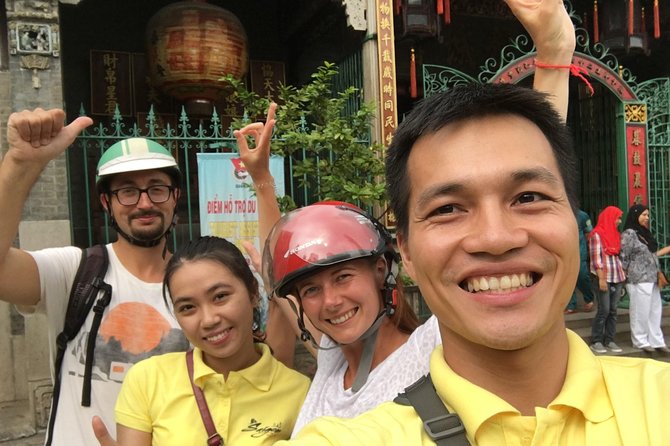 Private Hidden-Gem Sightseeing Motorbike Tour with Local Students - Student guides: history, street life, and real conversation