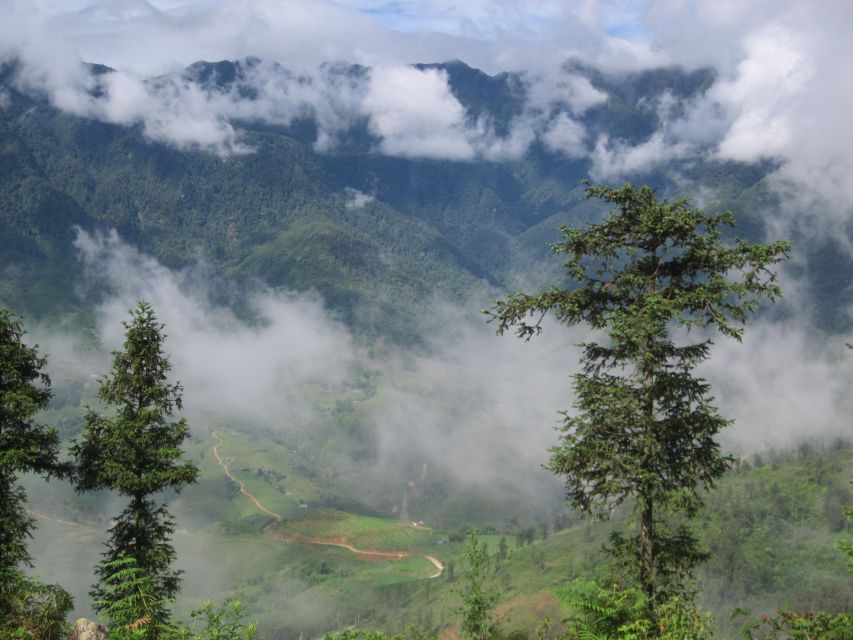 Private Hoang Lien National Park & Tribal Village Trek - Lunch at 12:30 in the wilderness: how to enjoy it fully